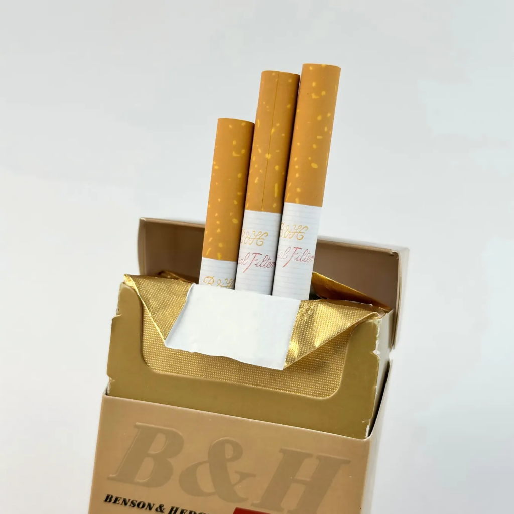 How to Choose Between Benson and Hedges Special Filter and Other Versions image 124