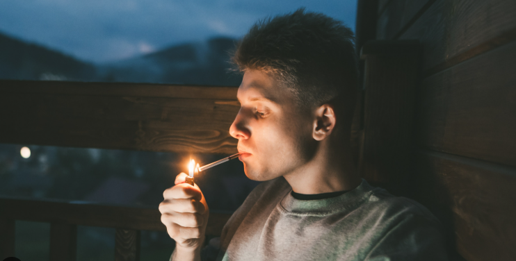 Why Marlboro Platinum cigarettes Became My Late-Night Cigarette image 24