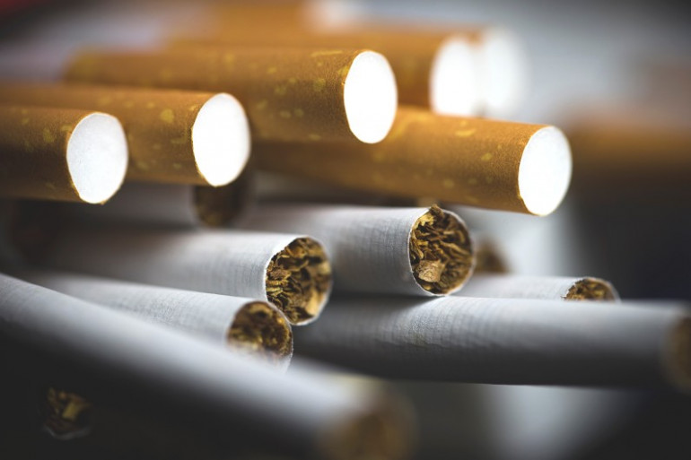 Cigarettes That Don't Stink: Are Light Cigarettes Less Smelly? image 21
