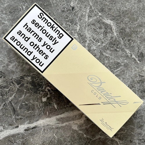 Davidoff Compact Gold Cigarettes vs White: Which One Feels Smoother and Lighter?